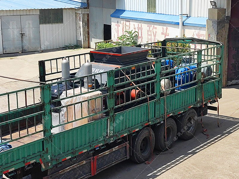 液壓式對輥制砂機(jī) VS 沖擊式制砂機(jī)：哪種更適合您的生產(chǎn)線?