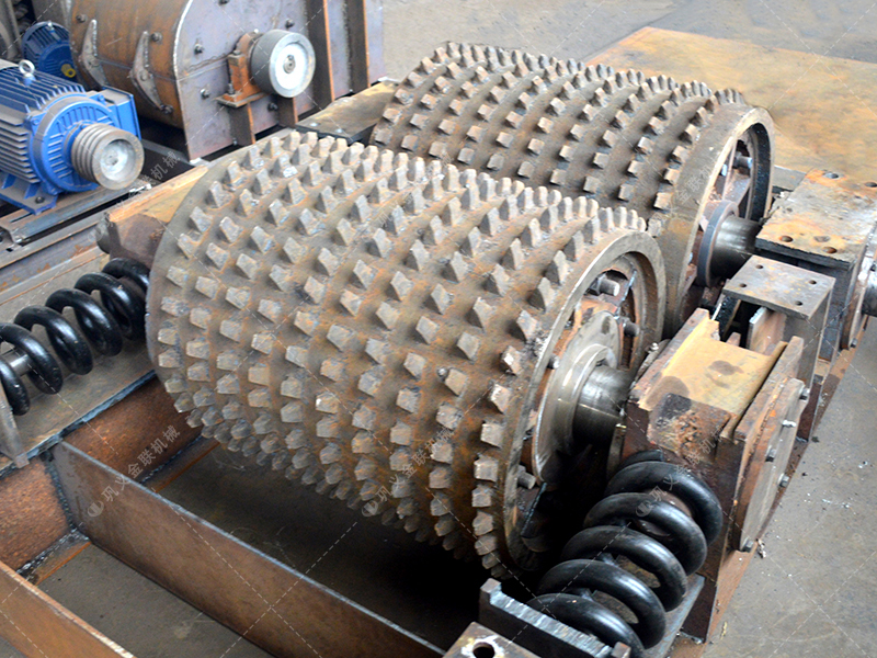 煤礦作業(yè)環(huán)境惡劣，雙齒輥破碎機在耐用性與可靠性上做了哪些文章？