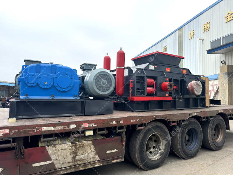 高硬度物料制砂效率低、損耗大？對(duì)輥破碎機(jī)輕松實(shí)現(xiàn)“流暢高產(chǎn)”